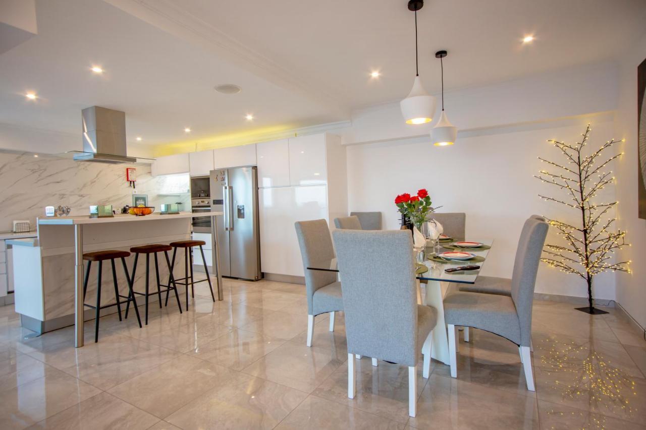 Infinito Penthouse Luxury Best Terrace อัลบูเฟรา ภายนอก รูปภาพ